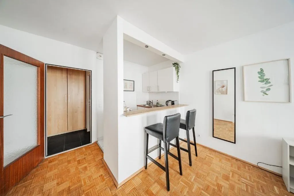 Central Studios Vienna - Karlsplatz
