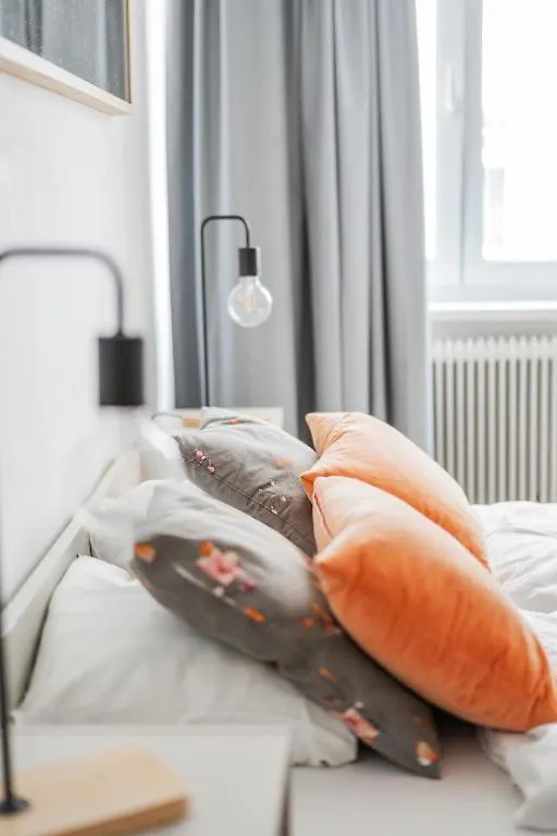 Central Studios Vienna - Karlsplatz Apartment
